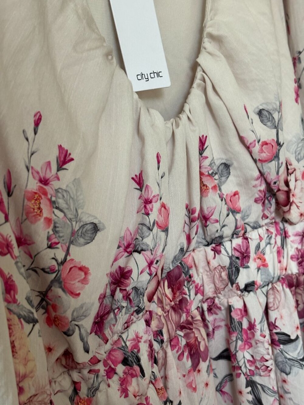 City Chic Dress Teagan Floral Empire Waist Dress NWT Size 18 - Picture 2 of 6